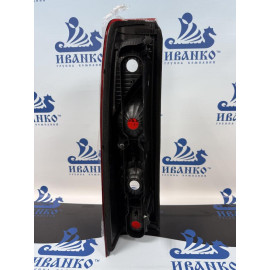 ФОНАРЬ ЗАДНИЙ ПРАВЫЙ RENAULT MASTER III / OPEL MOVANO (X62) II / NISSAN NV400 (X62,X62B) 10/01-