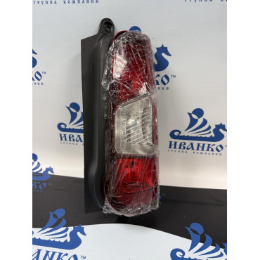 ФОНАРЬ ЗАДНИЙ ПРАВЫЙ  CITROEN BERLINGO