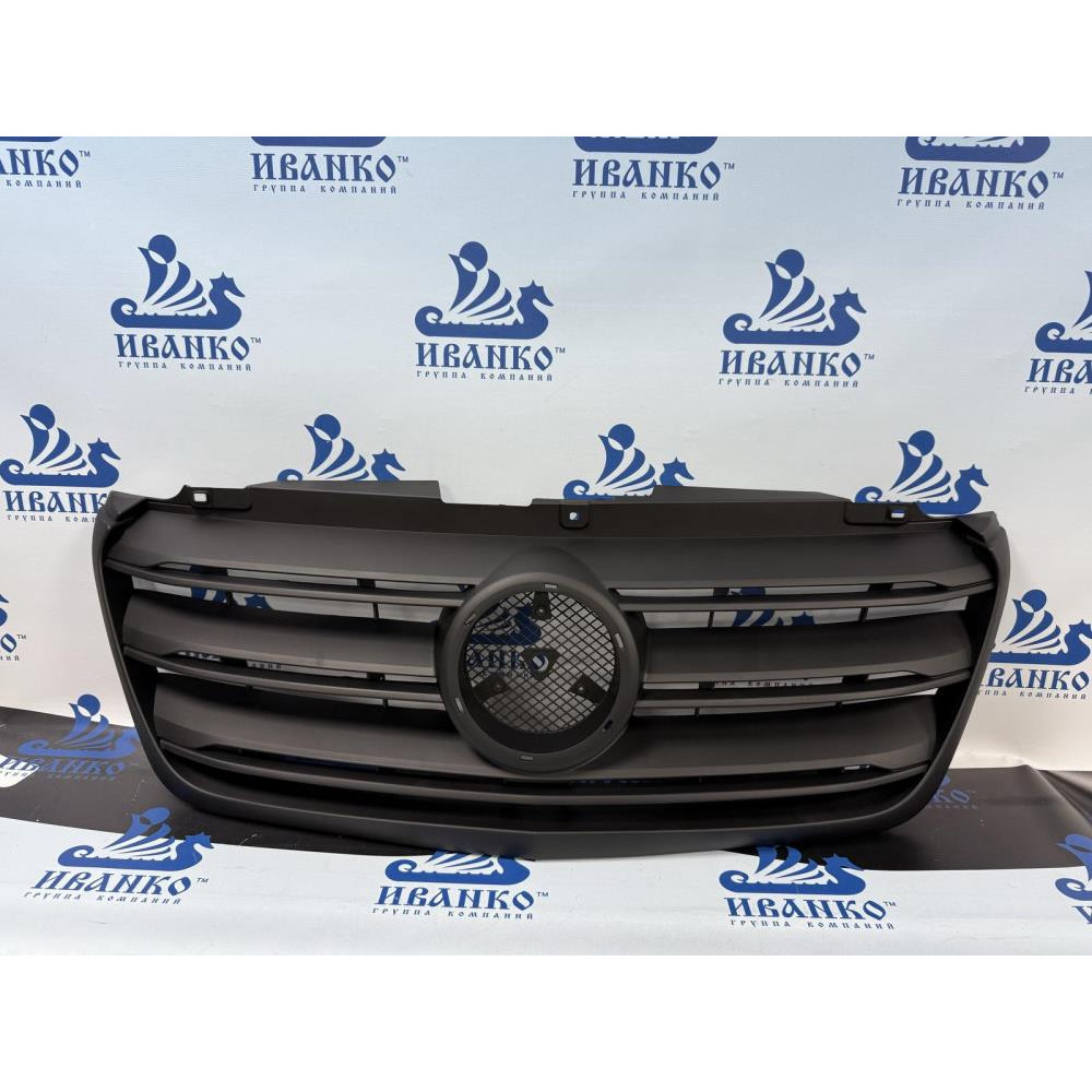 РЕШЕТКА РАДИАТОРА MERCEDES SPRINTER 2018