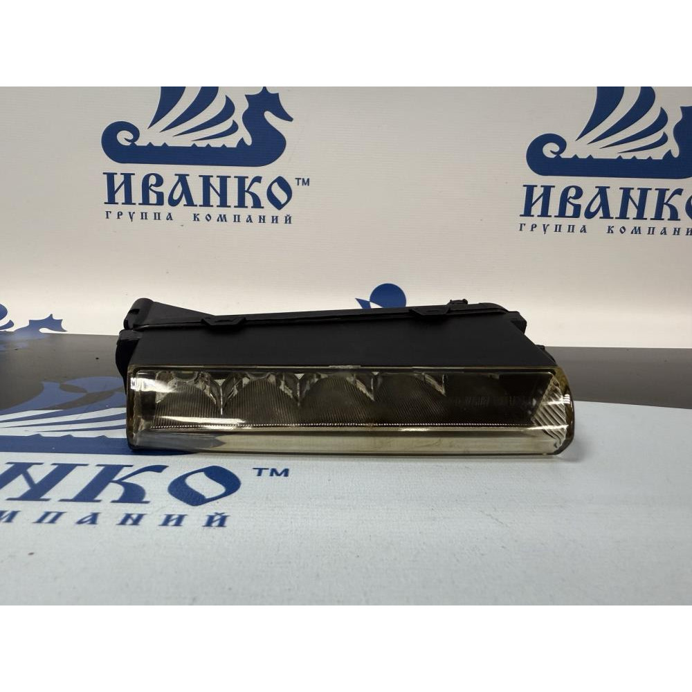 ДНЕВНЫЕ ХОДОВЫЕ ОГНИ ПЕРЕДНИЕ  ПРАВАЯ СТОРОНА MERCEDES-BENZ ACTROS MP4 02/01-21/01