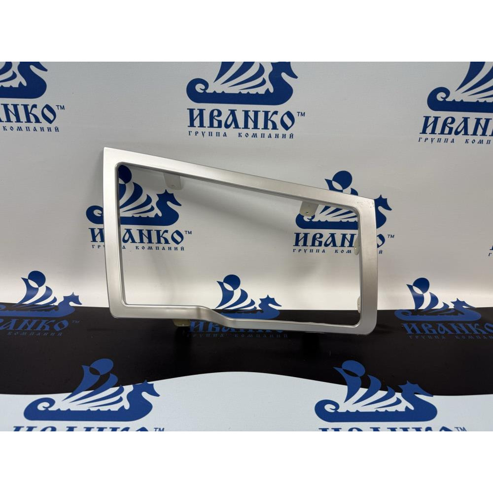 РАМКА/ОБЛИЦОВКА ФАРЫ ЛЕВОЙ VOLVO FH12 (2000>)