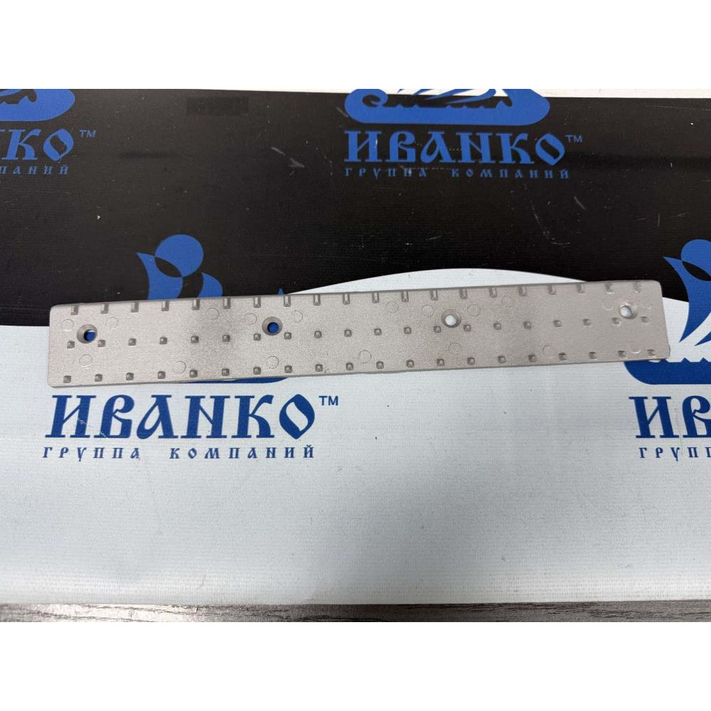 НАКЛАДКА БАМПЕРА 95XF XF95 02 -