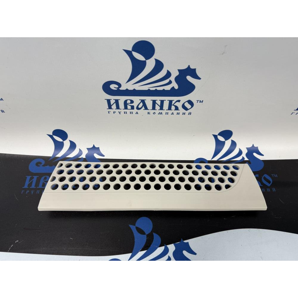 РЕШЕТКА-ОБЛИЦОВКА, ЛЕВАЯ MERCEDES ACTROS MP4