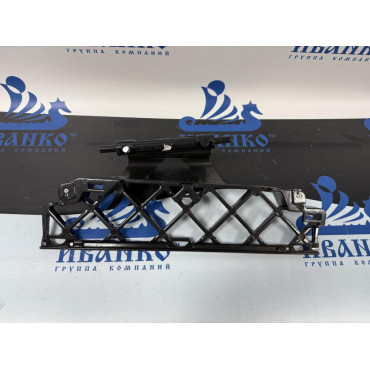 ПОДНОЖКА ПРАВАЯ ОТКИДНАЯ MB ACTROS MP4