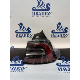 ФОНАРЬ ЗАДНИЙ ПРАВЫЙ TESLA MODEL 3   18/01-