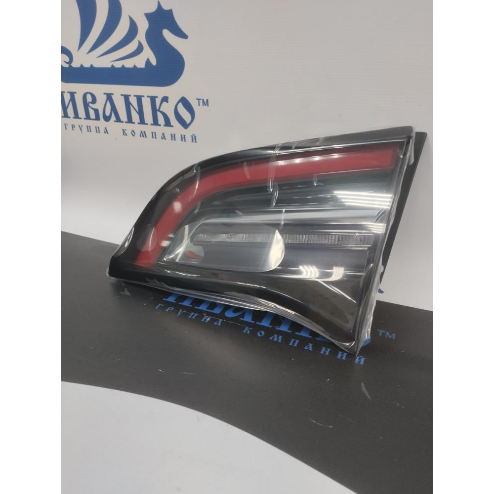 ФОНАРЬ КРЫШКИ БАГАЖНИКА ПРАВЫЙ TESLA MODEL Y  20/01-22/02