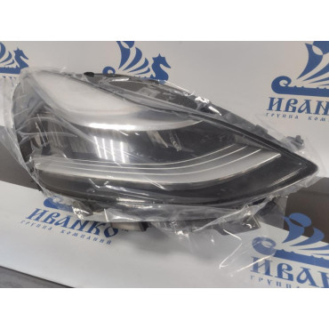 ФАРА ПЕРЕДНЯЯ ГЛАВНАЯ ПРАВАЯ TESLA MODEL 3