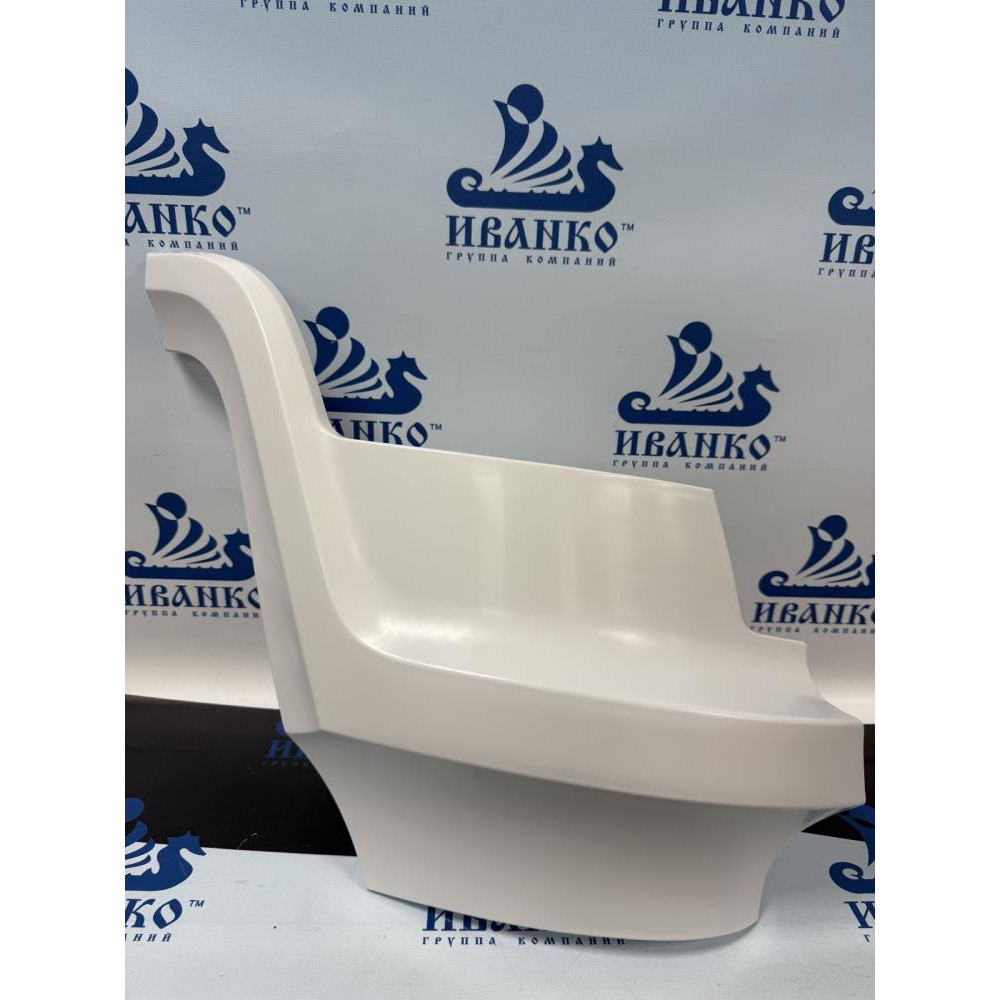 ПЛАСТИКОВЫЙ УГЛОВОЙ БАМПЕР, ПРАВЫЙ MERCEDES-BENZ ACTROS 4 ПОКОЛЕНИЕ (MP4), 2012 - 2021