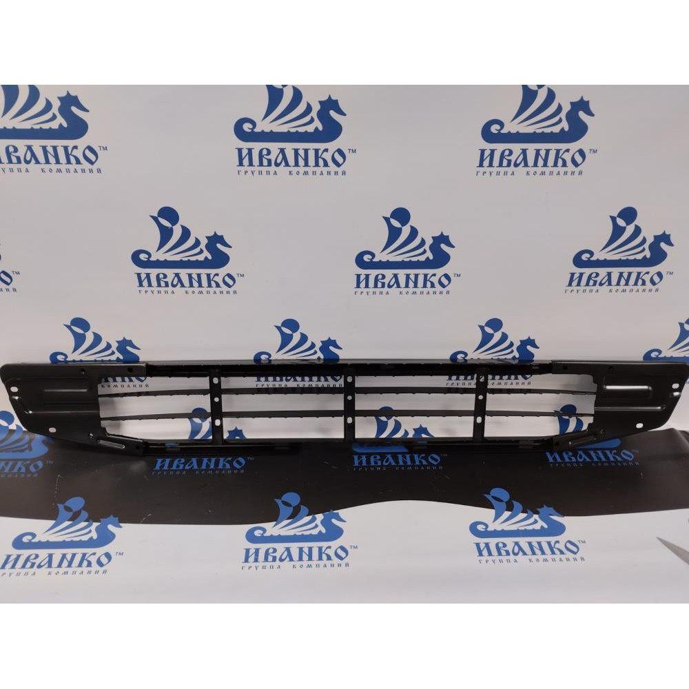 РЕШЕТКА РАДИАТОРА VOLVO TRUCK FH С 2013-2019Г В