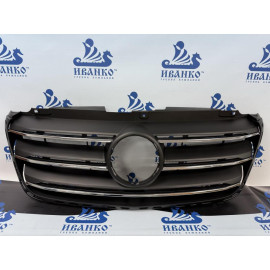 РЕШЕТКА РАДИАТОРА С ХРОМИРОВАННЫМИ ПОЛОСАМИ MERCEDES SPRINTER 2018