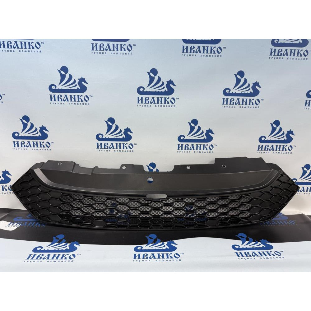 РЕШЕТКА БАМПЕРА  IVECO DAILY