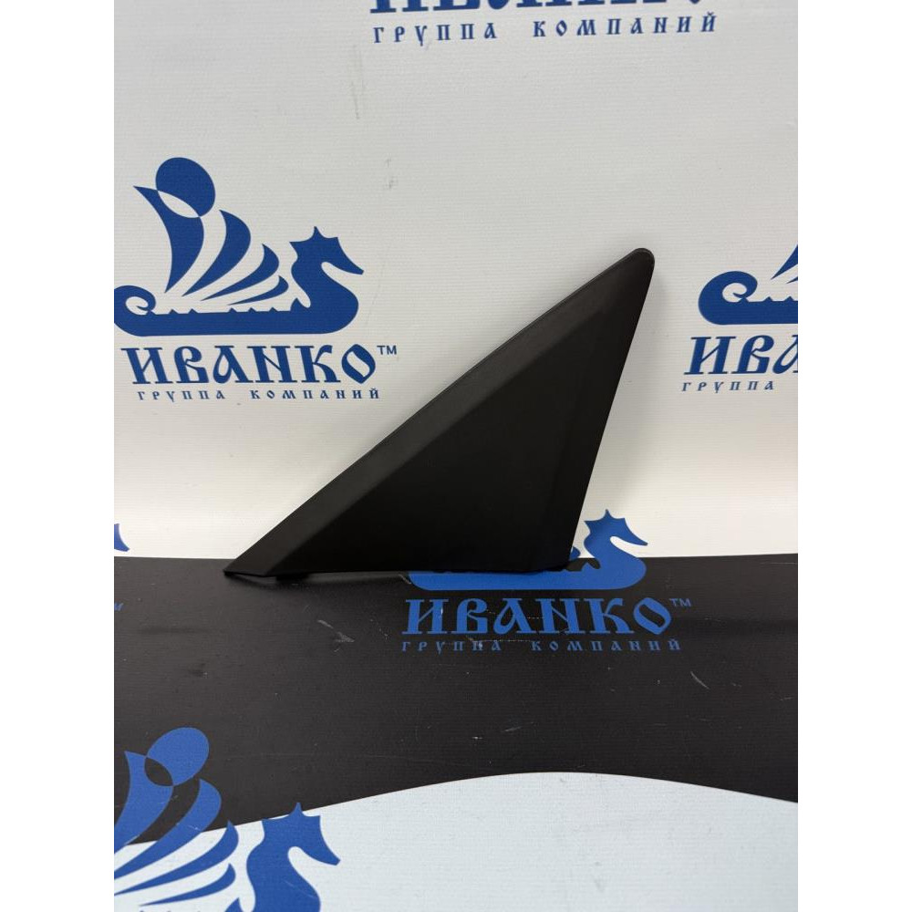 НАКЛАДКА ЗЕРКАЛА ПРАВАЯ MERCEDES SPRINTER 2006-2018