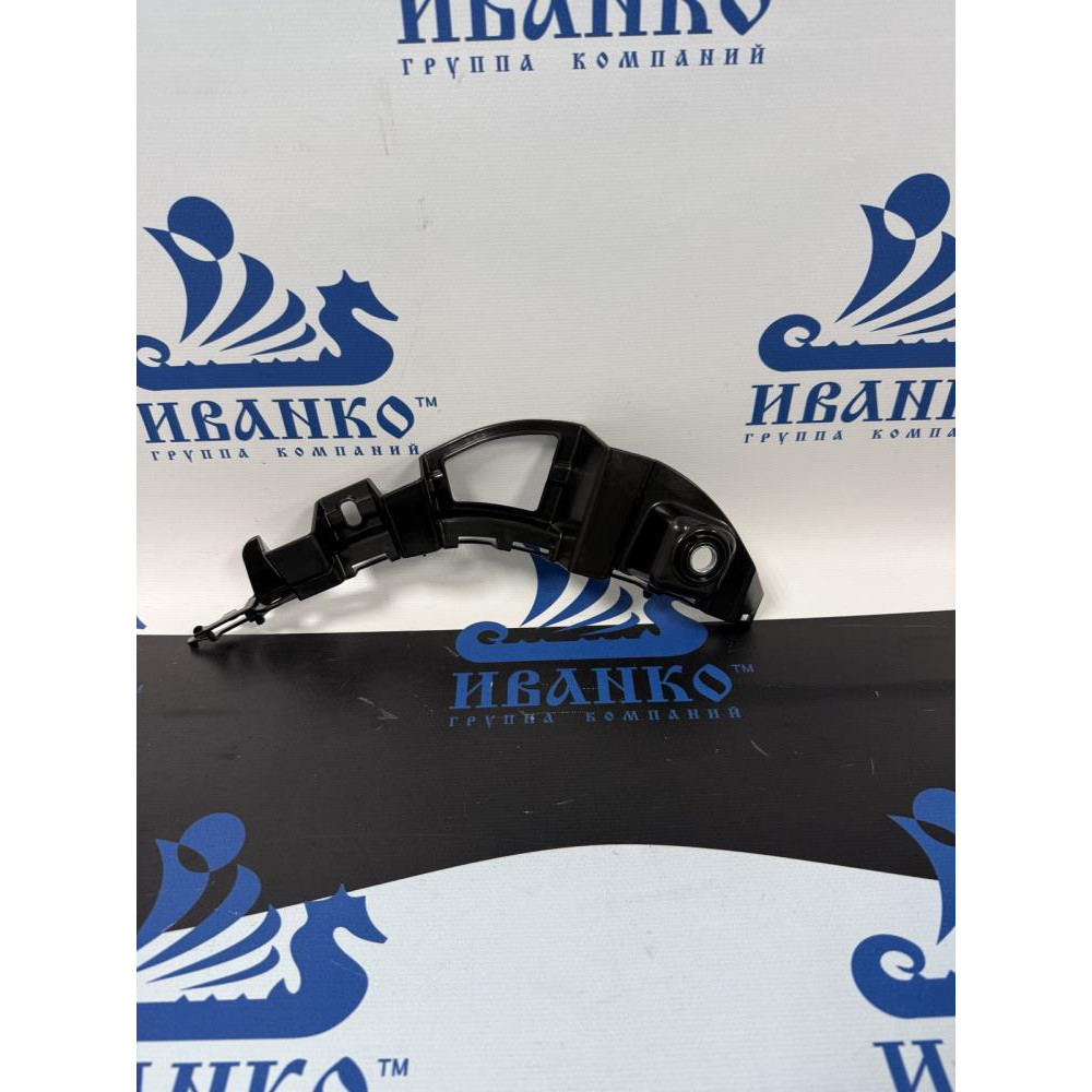 КРОНШТЕЙН КРЫЛА ПЕРЕДНЕГО ПРАВОГО MERCEDES SPRINTER 2019