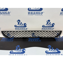 РЕШЕТКА В БАМПЕР ПЕРЕДНИЙ MERCEDES SPRINTER 2006-2013