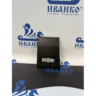 ЗАЩИТНАЯ НАКЛАДКА ПРАВАЯ 15*20 CM MERCEDES SPRINTER 2006-2018