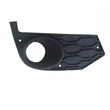 КРЫШКА ФАРЫ ПРОТИВОТУМАННОЙ ПРАВОЙ С ОТВЕРСТИЕМ IVECO DAILY 2014