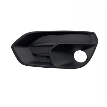 НАКЛАДКА ФАРЫ ПРОТИВОТУМАННОЙ ЛЕВАЯ (С ОТВЕРСТИЕМ) IVECO DAILY 2020