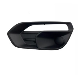 НАКЛАДКА ФАРЫ ПРОТИВОТУМАННОЙ ЛЕВАЯ (БЕЗ ОТВЕРСТИЯ) IVECO DAILY 2020