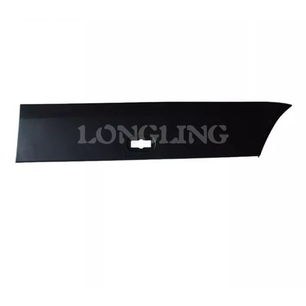 ЗАЩИТНАЯ НАКЛАДКА ЛЕВАЯ 117*20CM MERCEDES SPRINTER 2006-2018