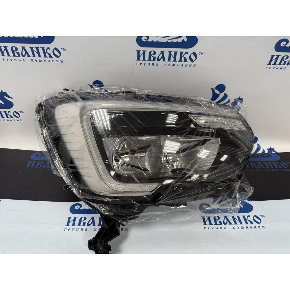 ФАРА ПЕРЕДНЯЯ ПРАВАЯ RENAULT MASTER 2020